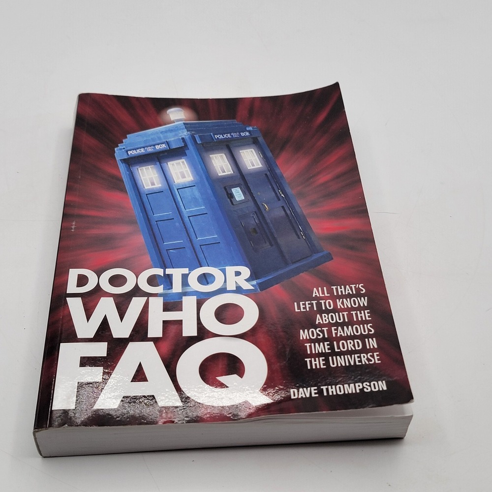 Dave Thompson Doctor Who FAQ Paperback 1st Edition Sci-Fi Reference Good
